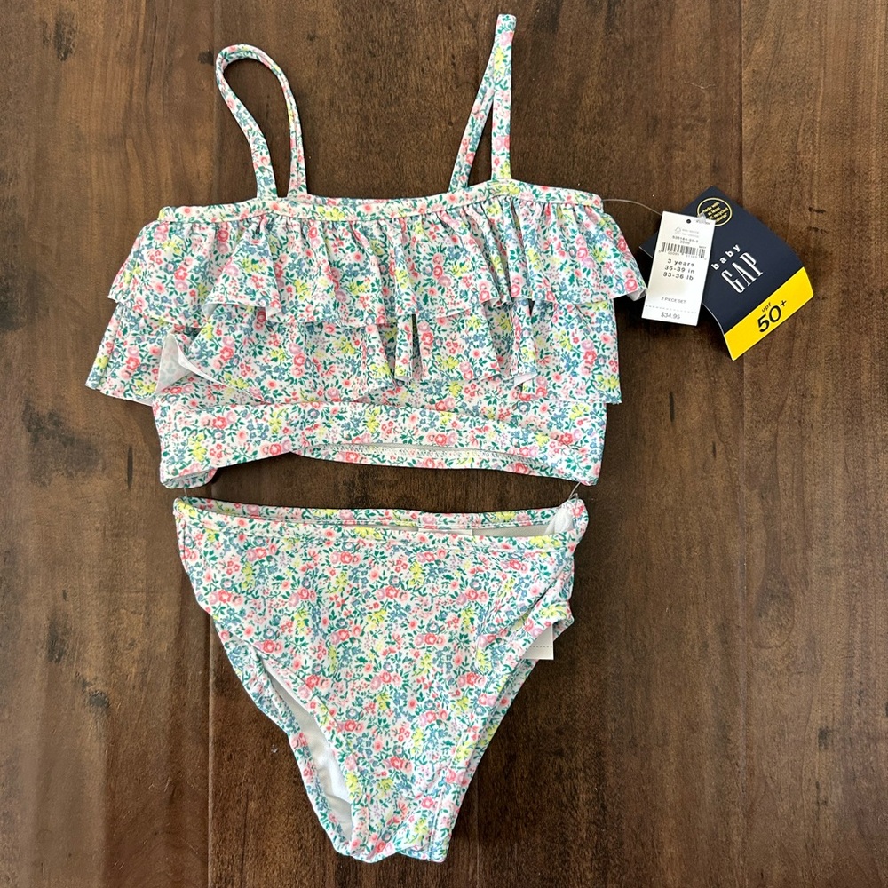 Baby Gap 2-Piece Swimsuit